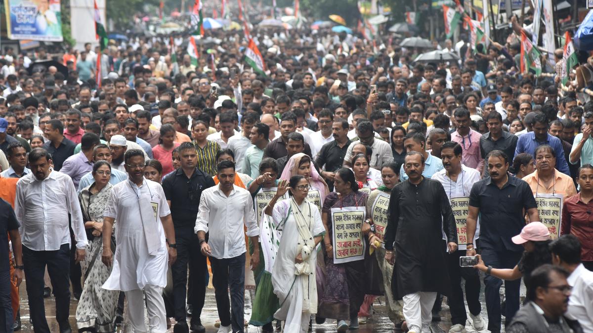 Bengali Migrant Harassment: Powerful Warning from Mamata Banerjee